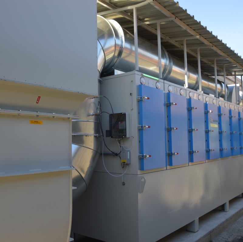 Filtro a coalescenza MCOS per la rimozione efficace delle nebbie oleose in condizioni di lavoro particolarmente gravose. filtro a coalescenza per nebbie oleose mcos hf group